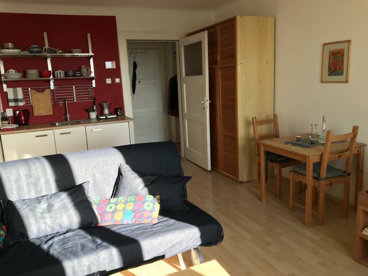Apartamento Cosy Flora Nest Praga Exterior foto